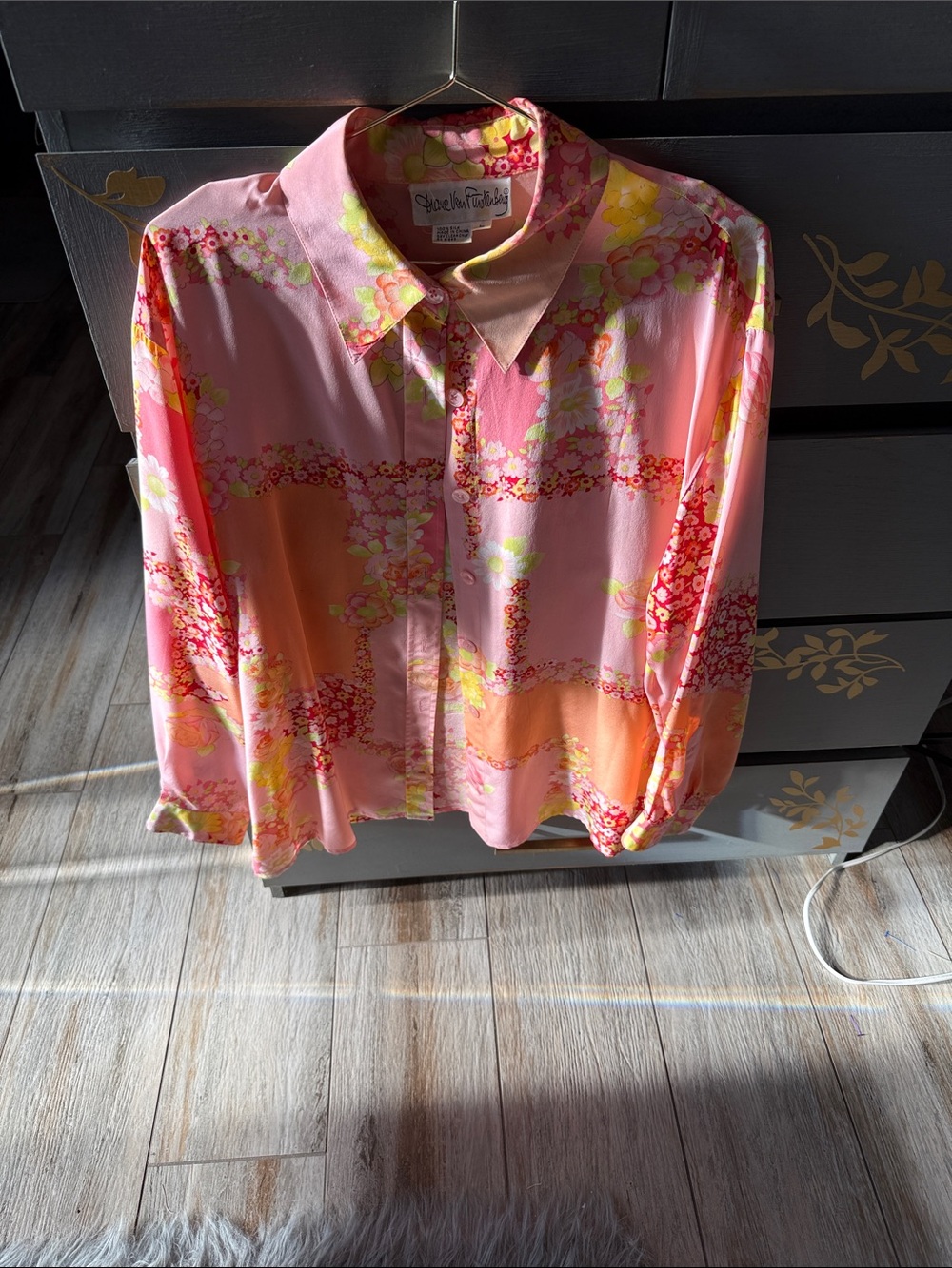 Diane Von Furstenberg silk Pink Orange Floral Button-Up Blouse